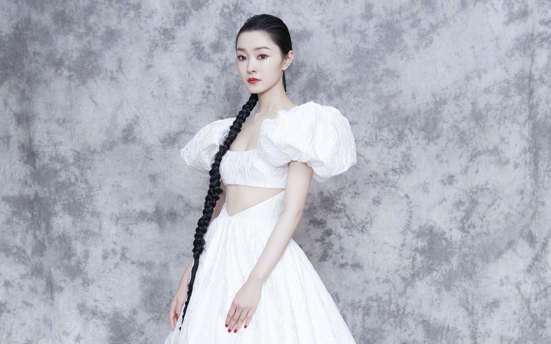 马克西末节狂飙导演逆转，灰熊客场爆冷掀翻黄蜂