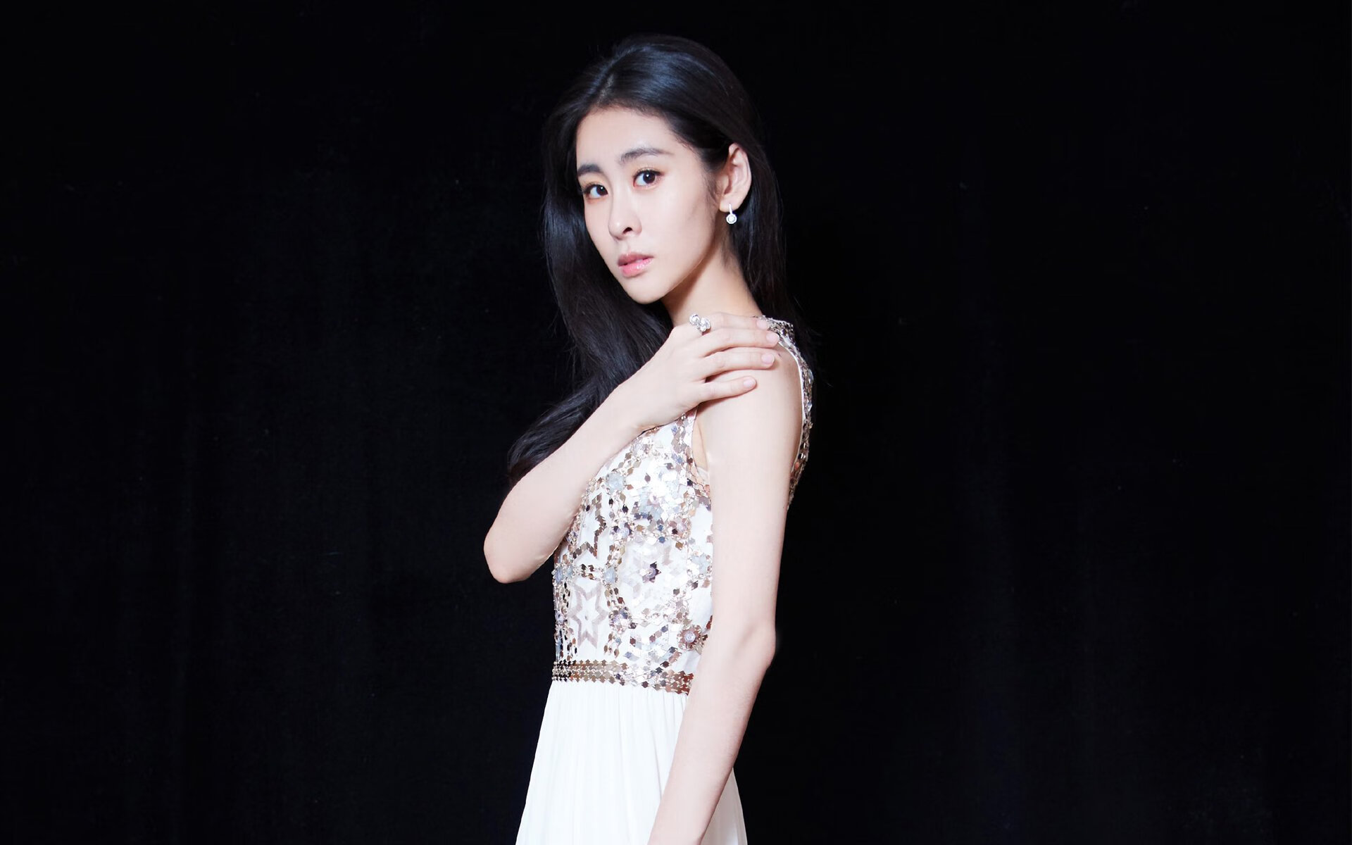 -塔图姆肆虐防线，广厦队逆转马刺创奇迹