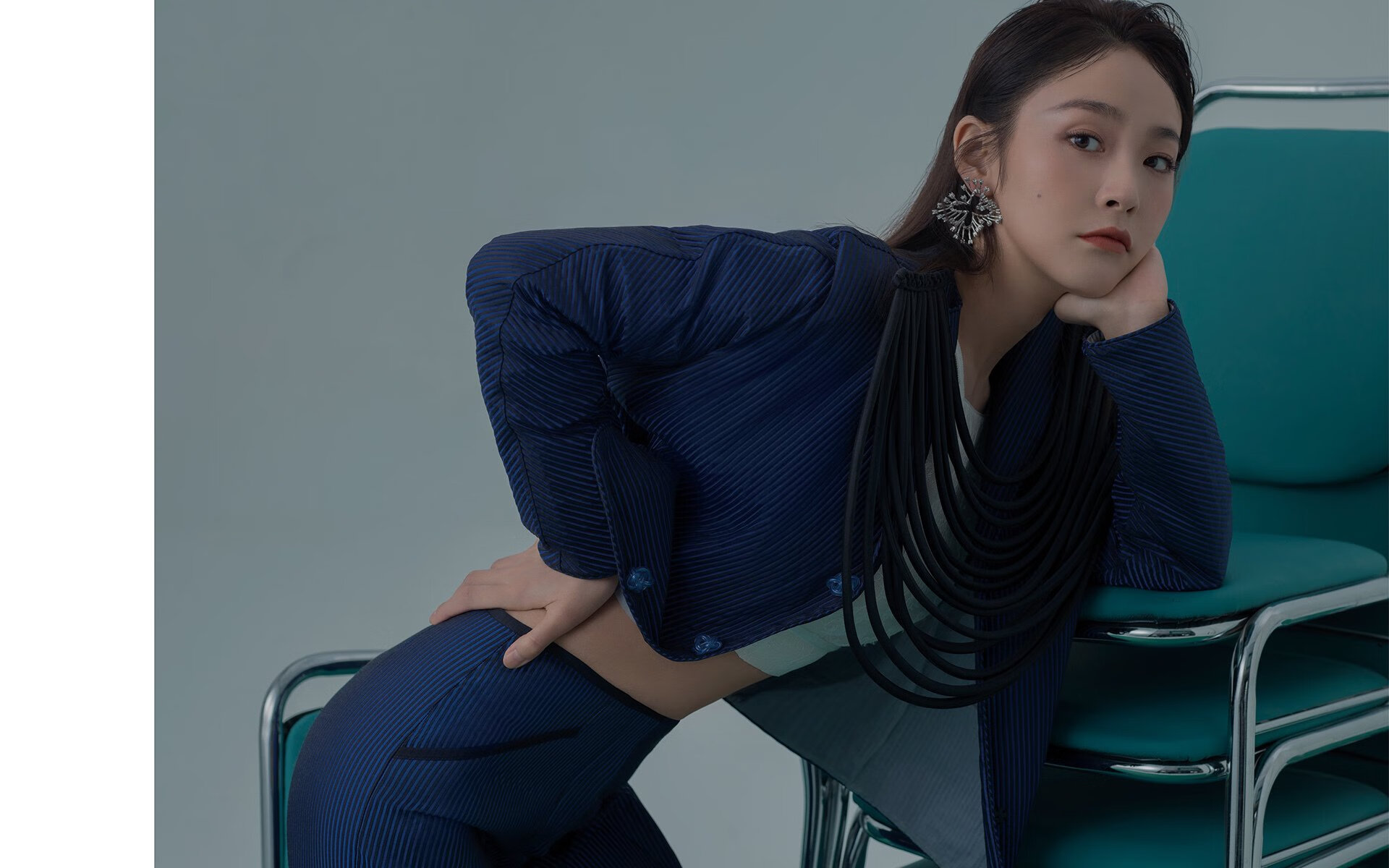 开云体育登录-当铜墙铁壁遇见天纵奇才，足球世界里的秩序与神迹