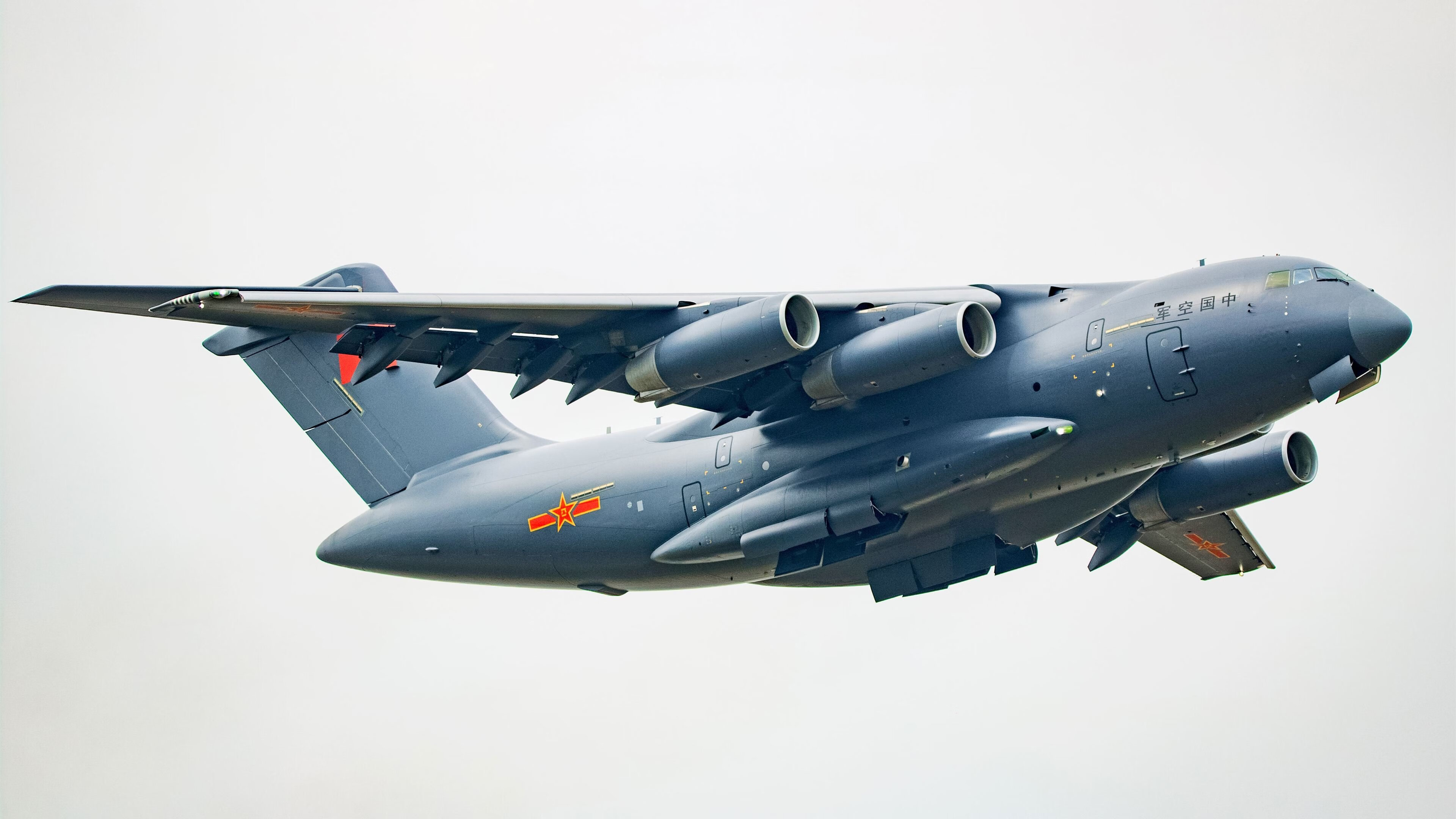 迪亚斯一锤定音,希腊主场狂胜塞维利亚上演逆转好戏